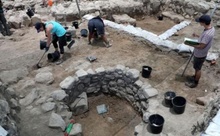 I ricercatori affermano di aver trovato una città filistea dell'Antico Testamento