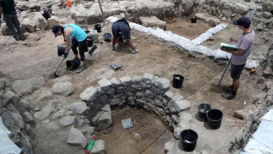 I ricercatori affermano di aver trovato una città filistea dell'Antico Testamento