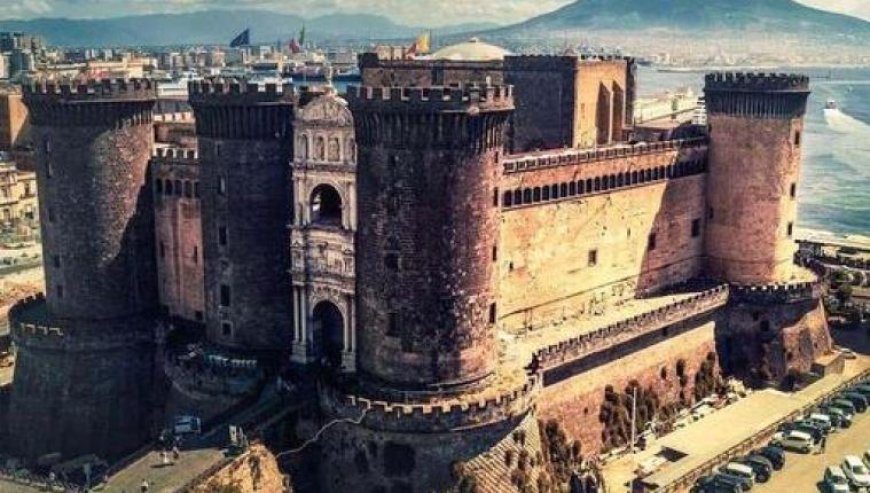 Il Castello Nuovo (Italia)
