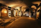Enorme Mondo sotterraneo di Napoli