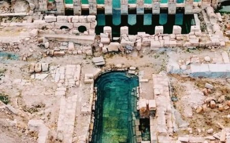 Un complesso termale romano di 2.200 anni nella Turchia centrale, la cui acqua non ha mai smesso di scorrere a 45°C.