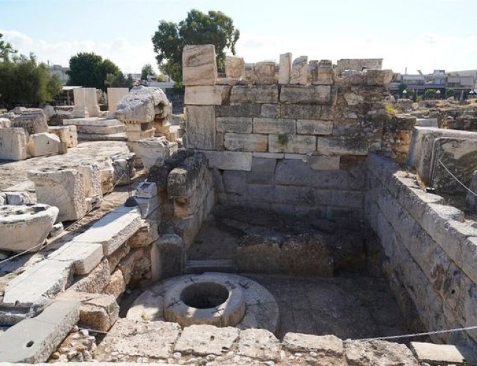 Fontane mitologiche in tutta la Grecia