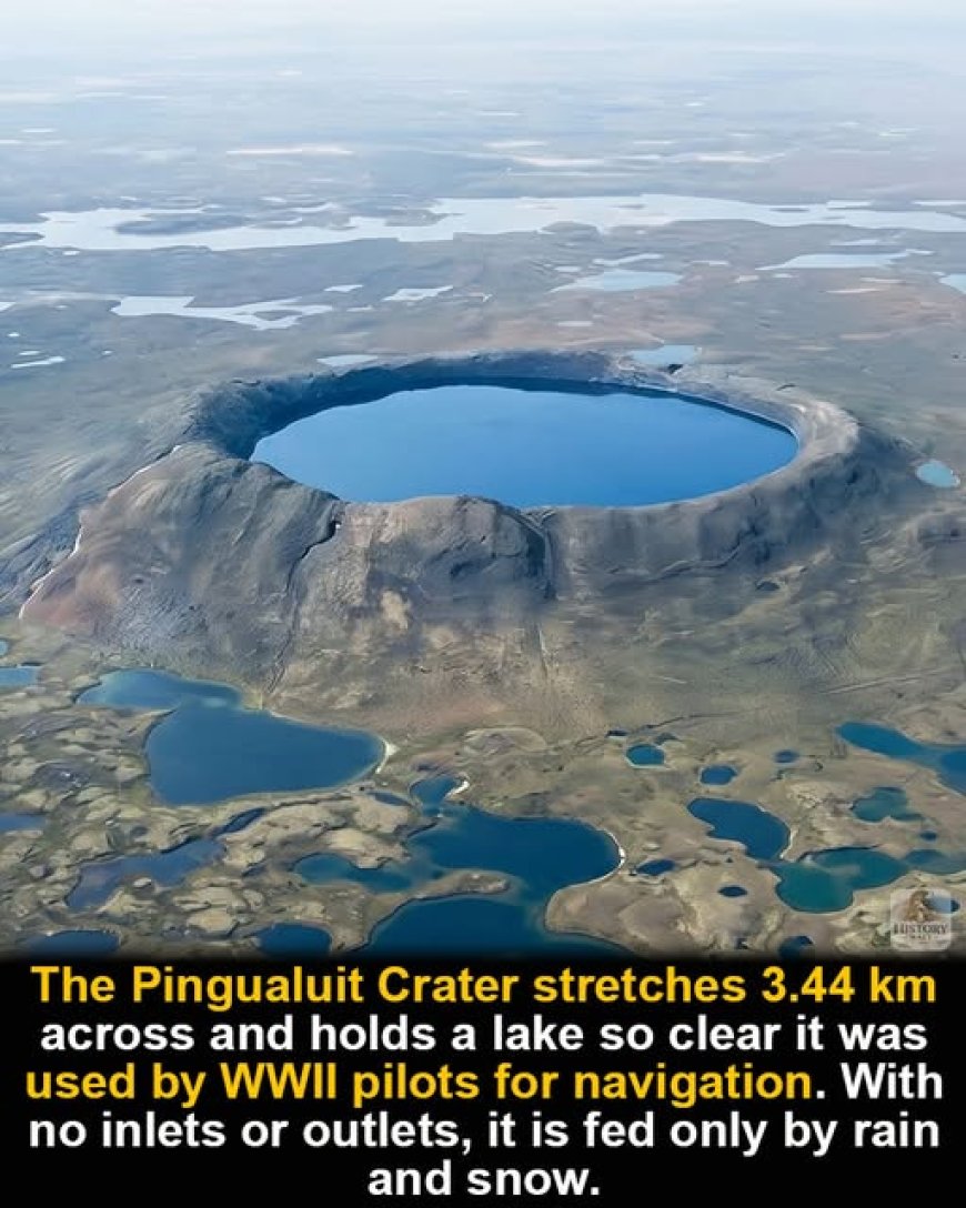 Il cratere di Pingualuit, nel nord del Quebec, si è formato a seguito dell'impatto di un meteorite circa 1,4 milioni di anni fa
