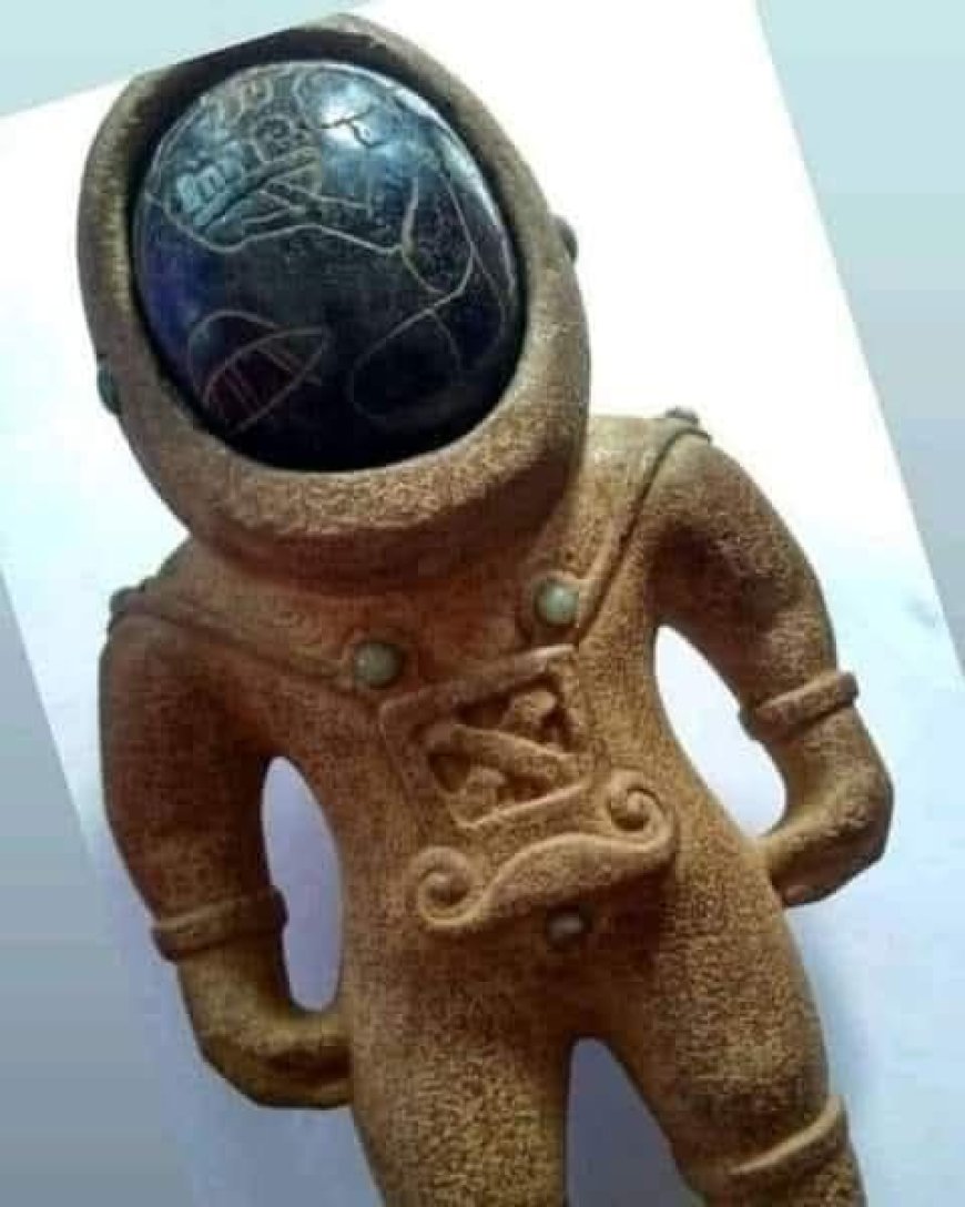 Statua risalente a 3.000 anni fa, ritrovata in Cappadocia, in Turchia.