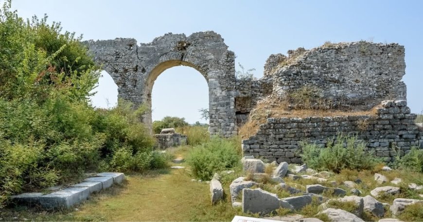 Mileto (nell'odierna provincia di Aydın, in Turchia) possedeva uno dei ninfei più grandi e complessi dell'Impero Romano
